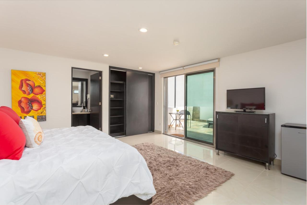 501 En Edificio Vanessa 42 A 5 Min De La 5ta Y Playa Apartamento