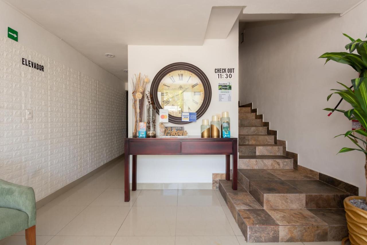 501 En Edificio Vanessa 42 A 5 Min De La 5ta Y Playa Apartamento