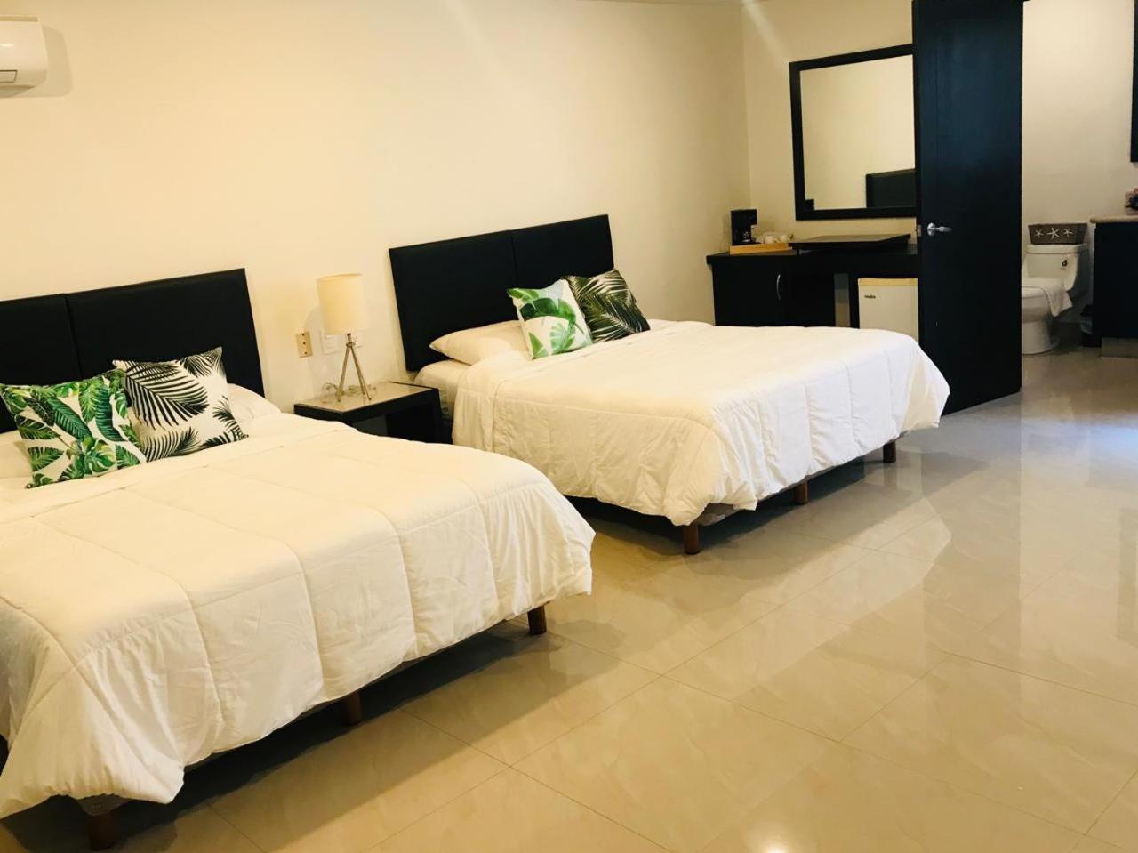 Apartamento 501 En Edificio Vanessa 42 A 5 Min De La 5ta Y Playa Playa del Carmen